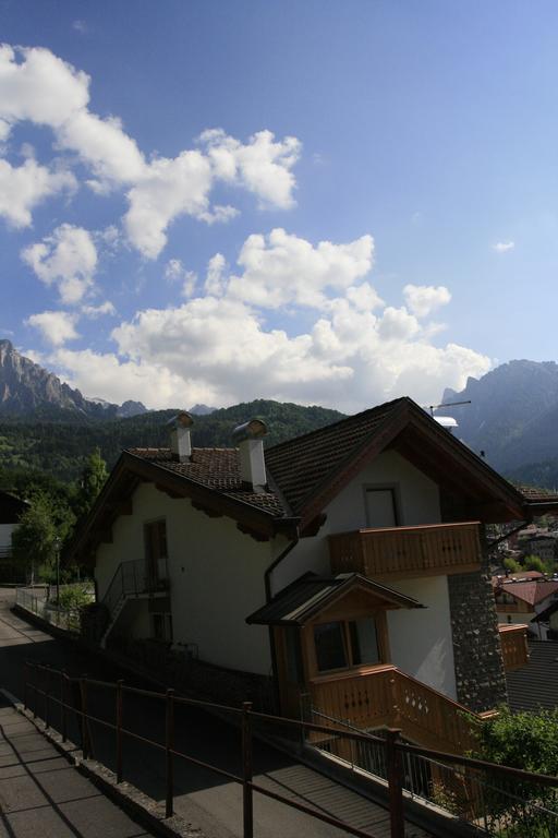 Minavill La Casa Sulle Dolomiti Bed & Breakfast Fiera Di Primiero Exterior photo